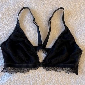 Victoria’s Secret | Black Lace Bralette